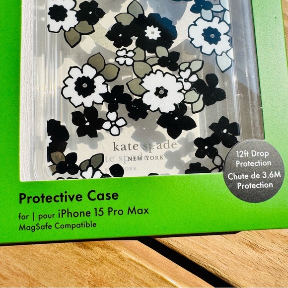 Kate Spade Black and White Floral Protective Case for iPhone 15 Pro Max - Picture 2 of 4